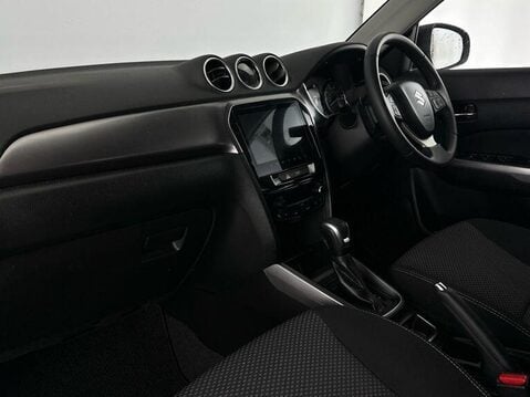 Suzuki Vitara MOTION 8