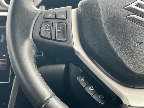 Suzuki Vitara MOTION 25
