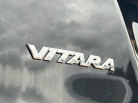 Suzuki Vitara MOTION 33