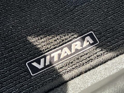 Suzuki Vitara ULTRA 30