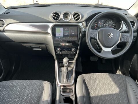 Suzuki Vitara ULTRA 10