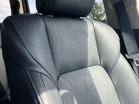 Mitsubishi Outlander EXCEED 38