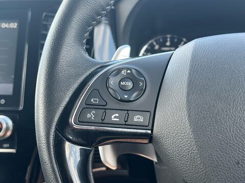 Mitsubishi Outlander EXCEED 29