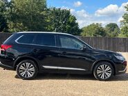 Mitsubishi Outlander EXCEED 5