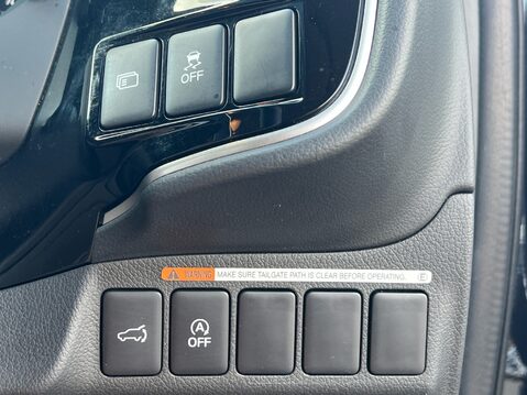 Mitsubishi Outlander EXCEED 31