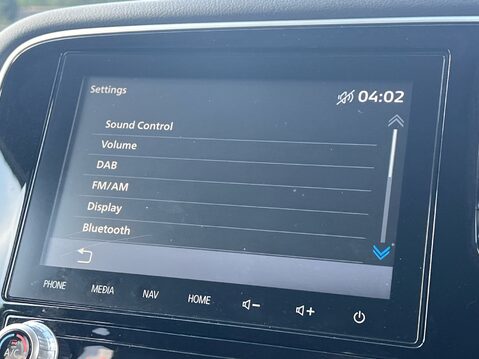 Mitsubishi Outlander EXCEED 21