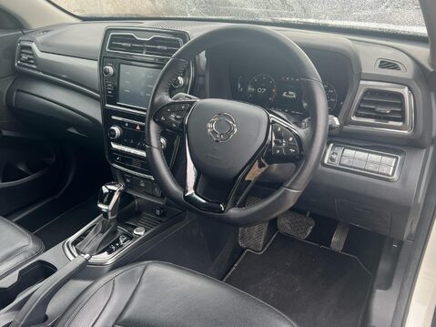 SsangYong Tivoli ULTIMATE 18