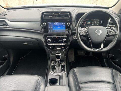 SsangYong Tivoli ULTIMATE 4