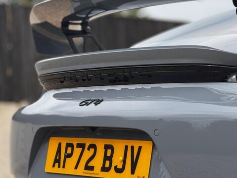 Porsche 718 Cayman CAYMAN GT4 PDK 14