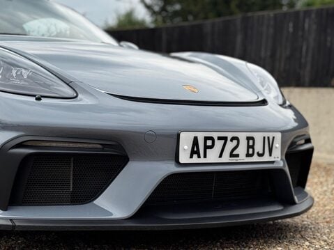 Porsche 718 Cayman CAYMAN GT4 PDK 9
