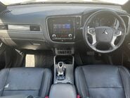 Mitsubishi Outlander PHEV DYNAMIC 10