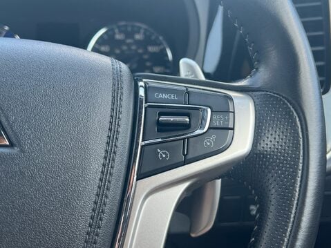 Mitsubishi Outlander PHEV DYNAMIC 31