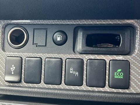 Mitsubishi Outlander PHEV DYNAMIC 27