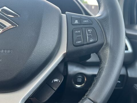 Suzuki S-Cross ULTRA ALLGRIP 28