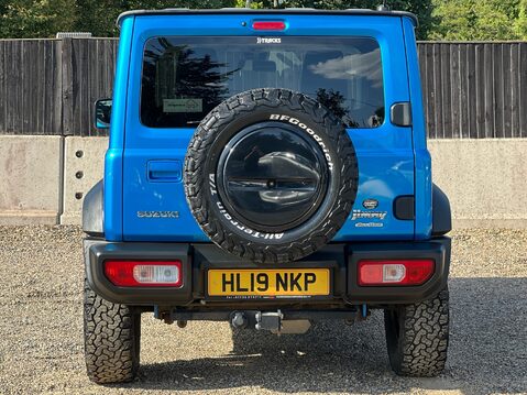Suzuki Jimny SZ5 8