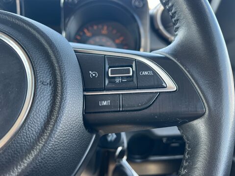 Suzuki Jimny SZ5 28
