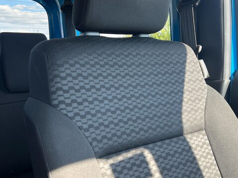 Suzuki Jimny SZ5 35