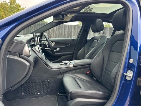 Mercedes-Benz C Class C 250 D AMG LINE PREMIUM PLUS 19