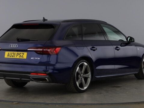 Audi A4 AVANT TFSI S LINE BLACK EDITION MHEV 7