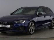 Audi A4 AVANT TFSI S LINE BLACK EDITION MHEV 5