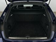 Audi A4 AVANT TFSI S LINE BLACK EDITION MHEV 11