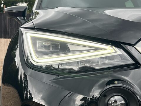 SEAT Arona ECOTSI XPERIENCE LUX DSG 14