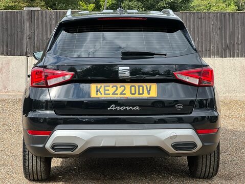 SEAT Arona ECOTSI XPERIENCE LUX DSG 8