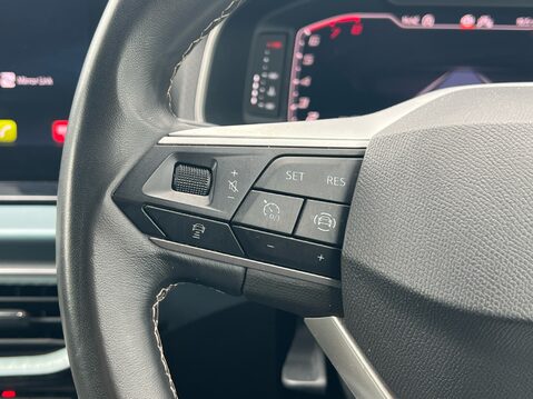 SEAT Arona ECOTSI XPERIENCE LUX DSG 30