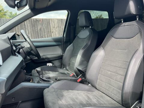 SEAT Arona ECOTSI XPERIENCE LUX DSG 3