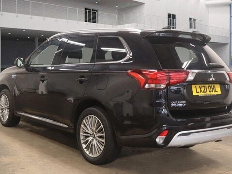 Mitsubishi Outlander PHEV DYNAMIC 2