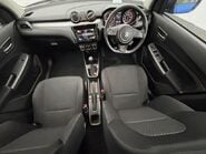 Suzuki Swift SZ5 DUALJET MHEV 3