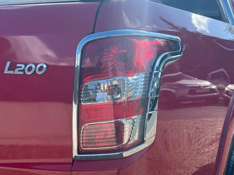 Mitsubishi L200 DI-D 4WD BARBARIAN DCB 15