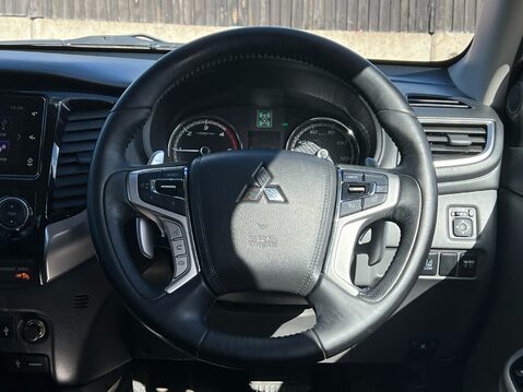 Mitsubishi L200 DI-D 4WD BARBARIAN DCB 32
