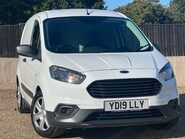 Ford Transit Courier TREND TDCI 1