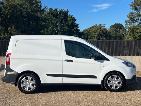 Ford Transit Courier TREND TDCI 5