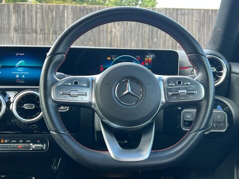 Mercedes-Benz A Class A 180 AMG LINE EXECUTIVE 32