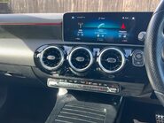 Mercedes-Benz A Class A 180 AMG LINE EXECUTIVE 12