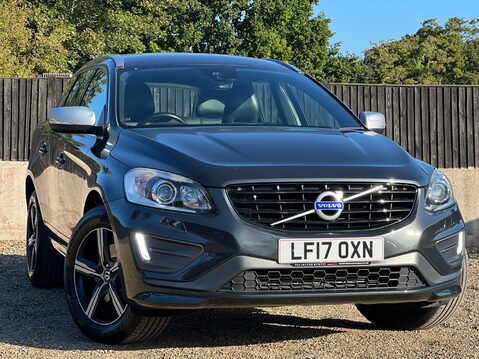 Volvo XC60 D5 R-DESIGN LUX NAV AWD 1