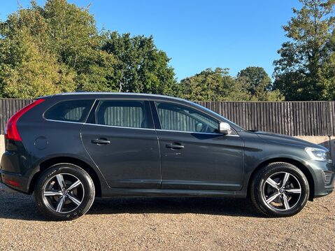 Volvo XC60 D5 R-DESIGN LUX NAV AWD 5