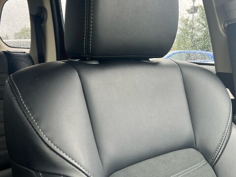 Mitsubishi Outlander PHEV JURO 34