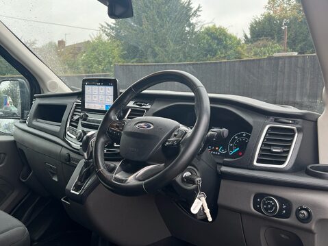 Ford Transit 310 LIMITED P/V ECOBLUE 31