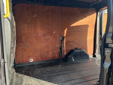 Ford Transit 310 LIMITED P/V ECOBLUE 33