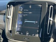 Volvo XC40 B4 R-DESIGN PRO MHEV 21