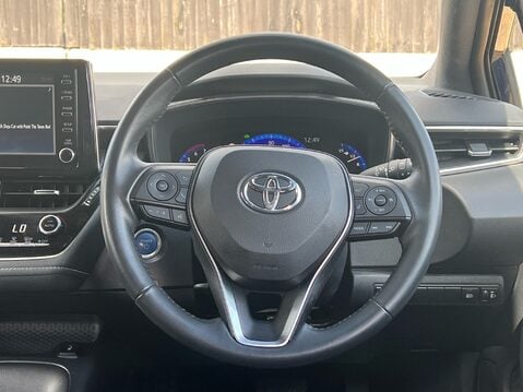 Toyota Corolla ICON 32