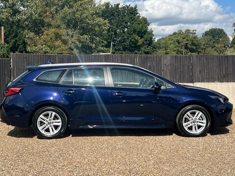 Toyota Corolla ICON 5