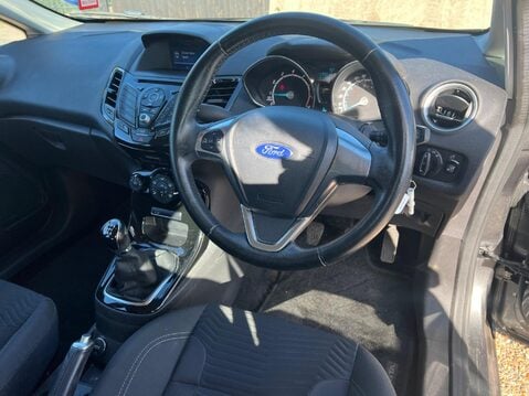 Ford Fiesta ZETEC 3