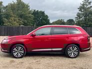 Mitsubishi Outlander EXCEED 6