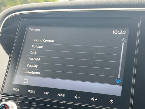 Mitsubishi Outlander EXCEED 21