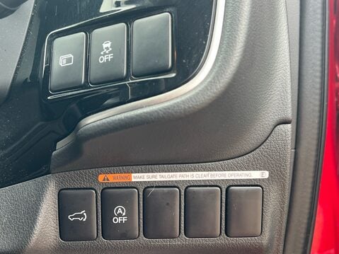 Mitsubishi Outlander EXCEED 31