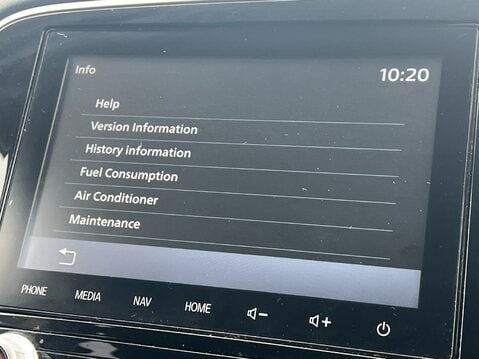 Mitsubishi Outlander EXCEED 23